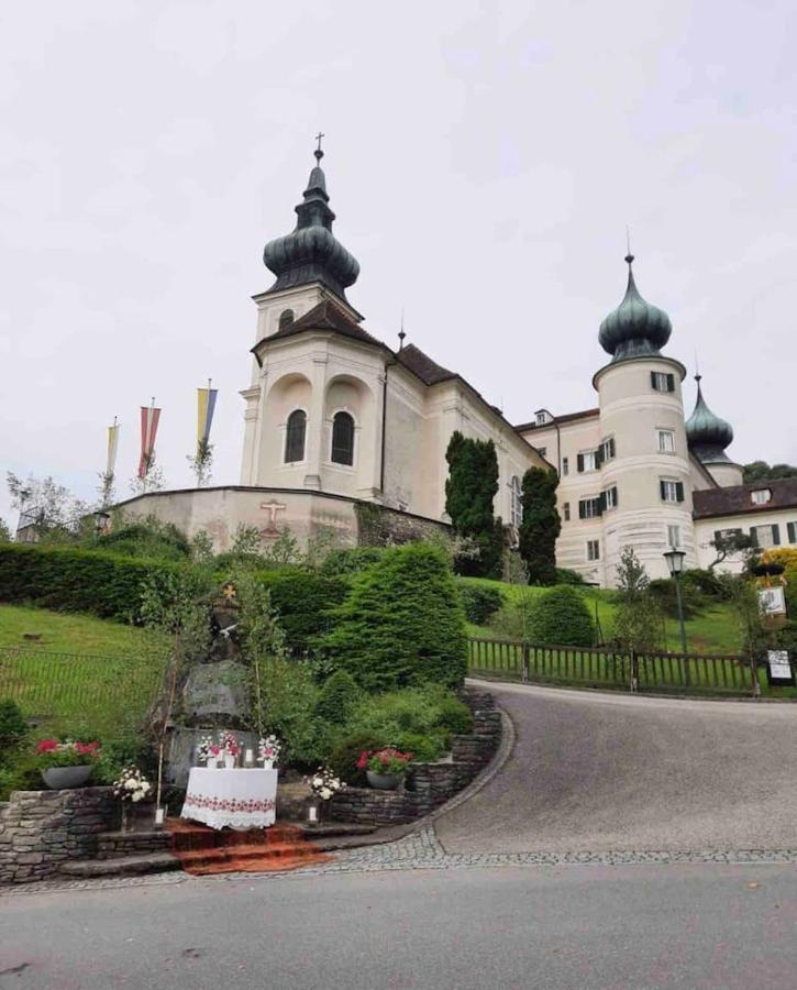 Urlaub In Schlossnaehe Артштеттен Экстерьер фото
